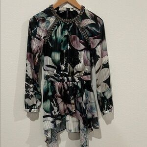 Bebe Chic Floral Women's Blouse with Beaded Neckline and Front
